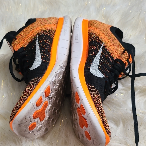 Nike Black and Orange Dynamic Sneakers - Picture 6 of 13